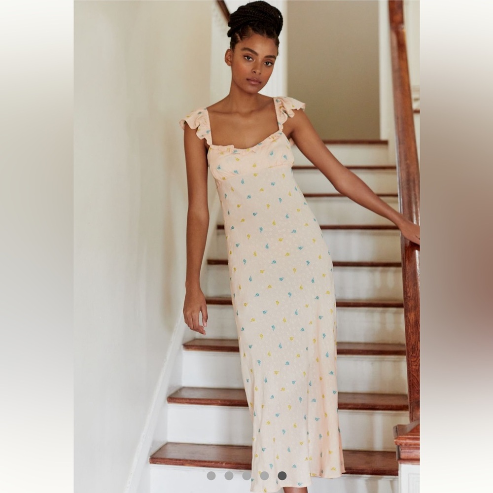 Scallop Babydoll Midi Dress